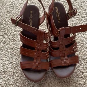 Mossimo brown wedges